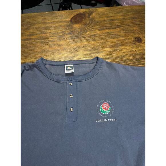 Classic Movie Monsters USPS Tournament of Roses Volunteer Tee - Picture 2 of 6